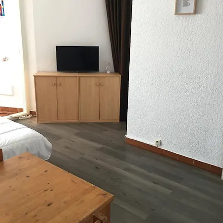 54233, Port Camargue, Piscine, Wifi, Parking, 2 Personnes Lejlighed Le Grau-du-Roi