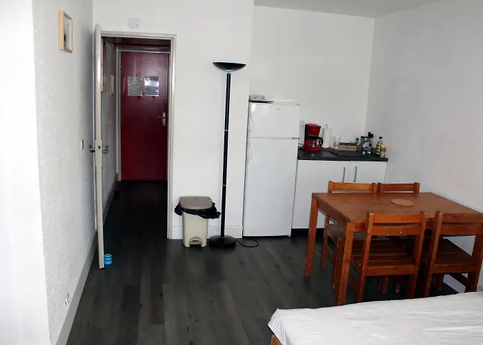 54233, Port Camargue, Piscine, Wifi, Parking, 2 Personnes Le Grau-du-Roi